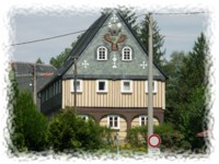 Schtzenadler an einem Umgebindehaus in Cunewalde