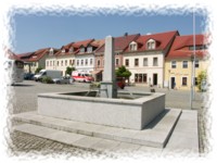 Brunnen auf dem Marktplatz von Elstra